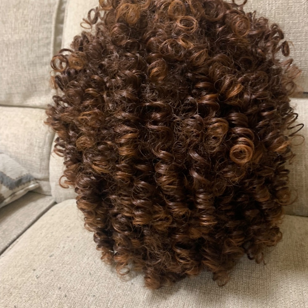 Wig - Picture 3 of 4